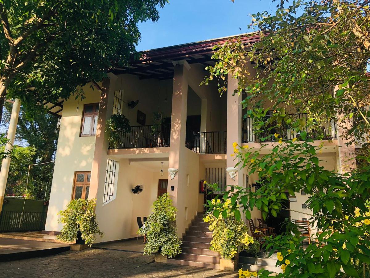 Bed and Breakfast West Dene Negombo Exterior foto