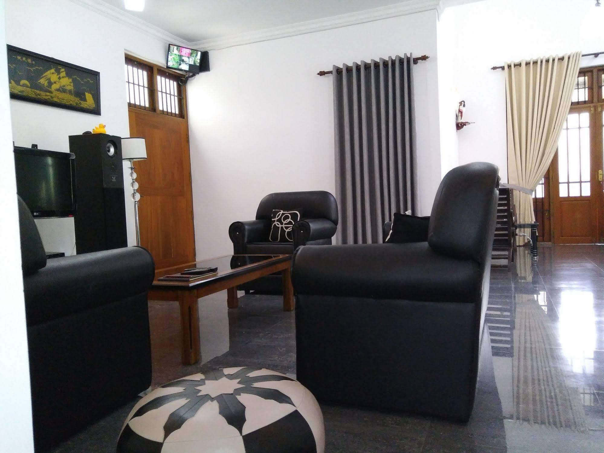 Bed and Breakfast West Dene Negombo Exterior foto